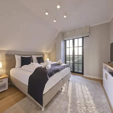 Prázdninový dům Reetland Am - Luxusplus Reetdachvilla Mit 4 Schlafzimmern Und Kamin G10
