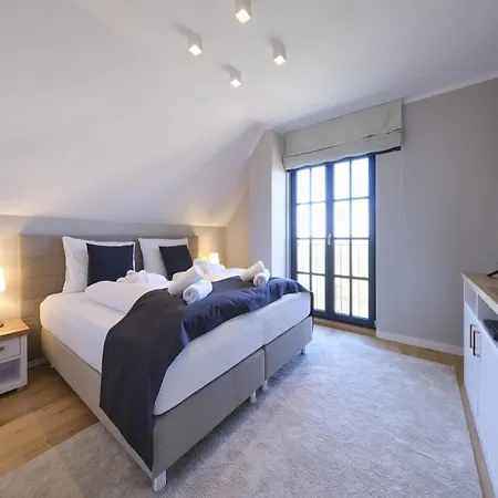 Prázdninový dům Reetland Am - Luxusplus Reetdachvilla Mit 4 Schlafzimmern Und Kamin G10 *