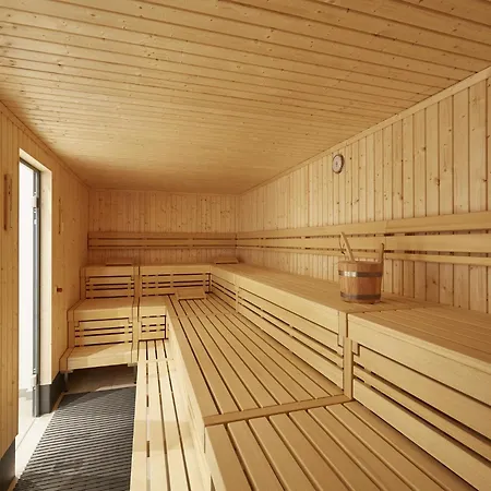 Reetland Am - Luxusplus Reetdachvilla Mit 4 Schlafzimmern Und Kamin G10 Dranske